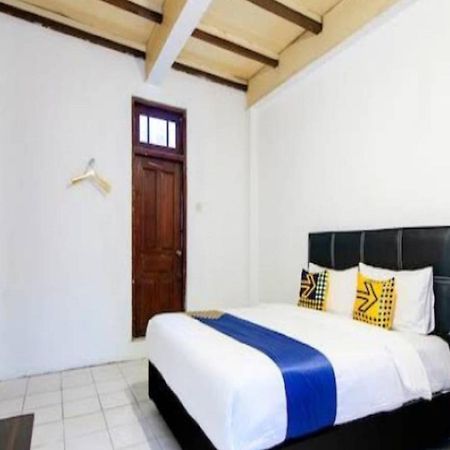 Spot On 2107 Ijo Pupus Syariah Residence Baturetno Extérieur photo