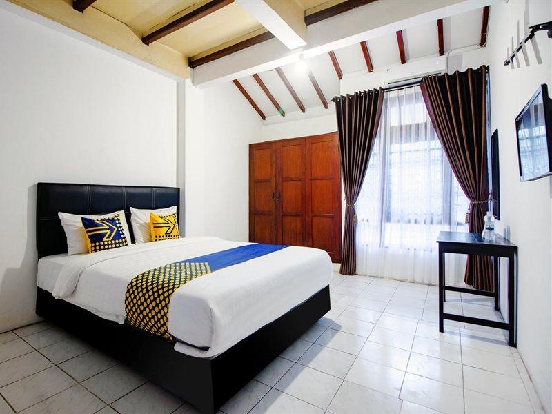 Spot On 2107 Ijo Pupus Syariah Residence Baturetno Extérieur photo