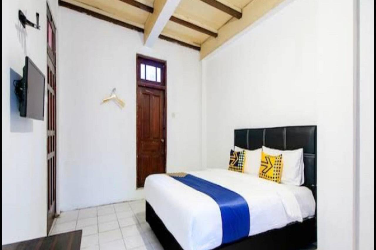 Spot On 2107 Ijo Pupus Syariah Residence Baturetno Extérieur photo