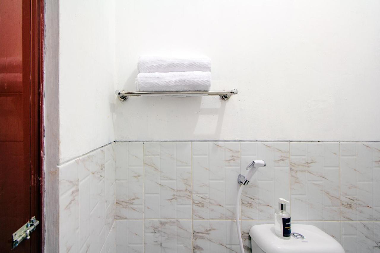 Spot On 2107 Ijo Pupus Syariah Residence Baturetno Extérieur photo