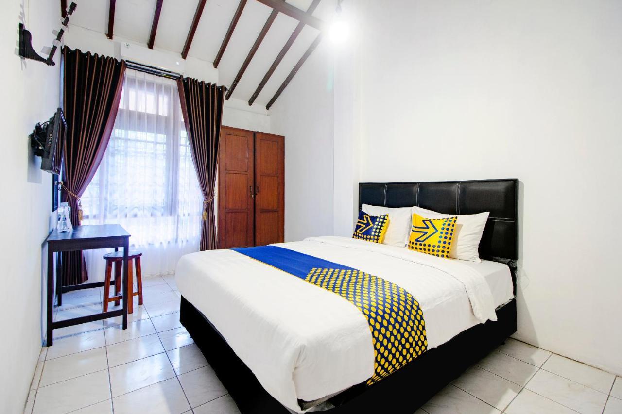 Spot On 2107 Ijo Pupus Syariah Residence Baturetno Extérieur photo