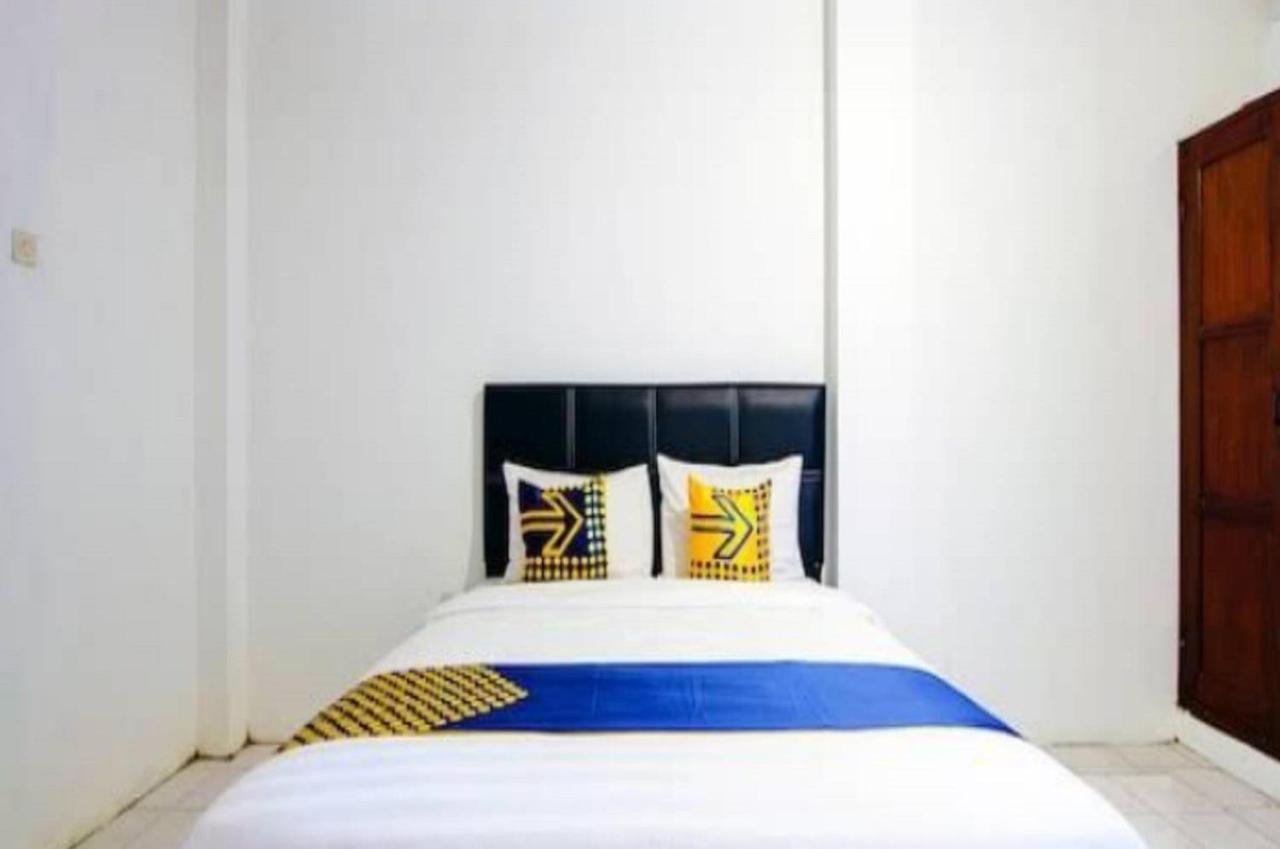 Spot On 2107 Ijo Pupus Syariah Residence Baturetno Extérieur photo