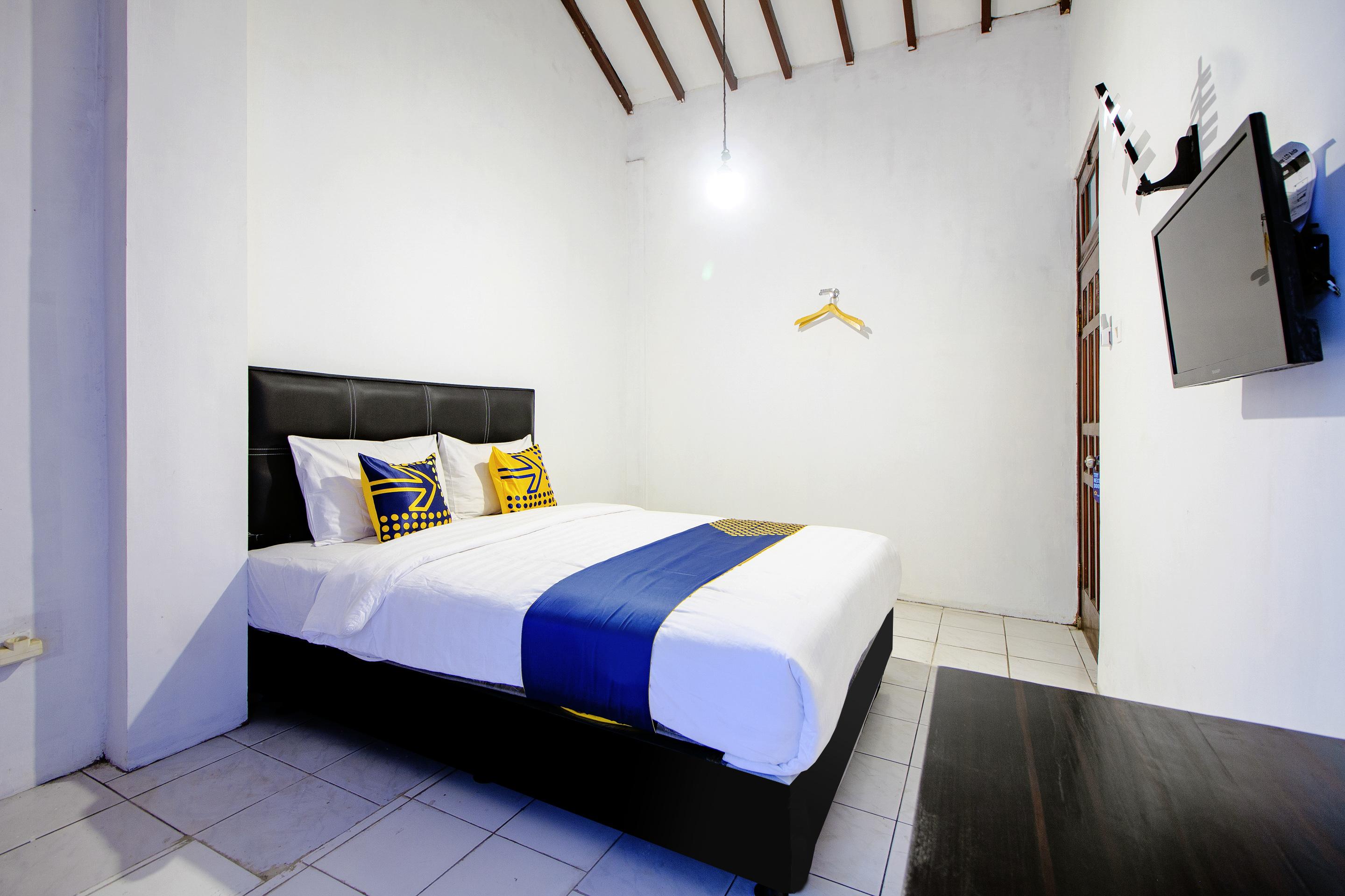 Spot On 2107 Ijo Pupus Syariah Residence Baturetno Extérieur photo