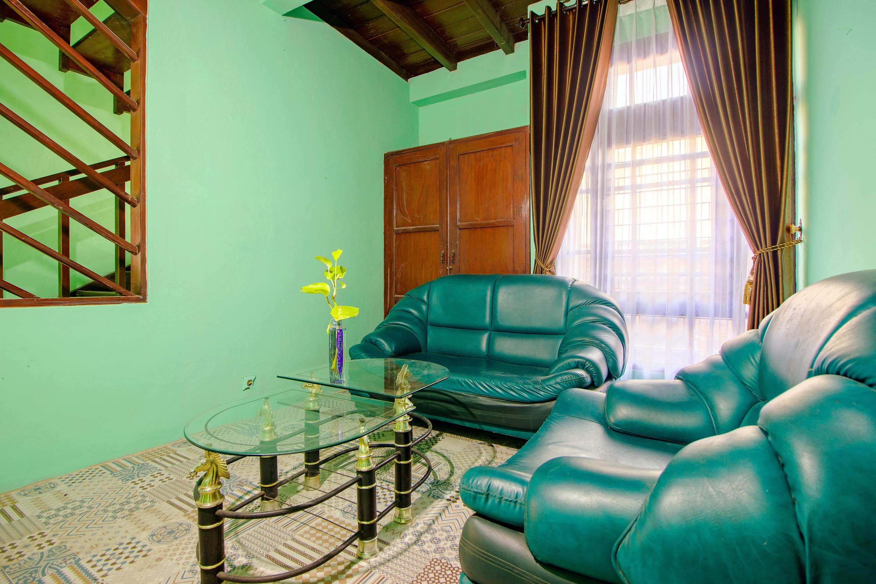 Spot On 2107 Ijo Pupus Syariah Residence Baturetno Extérieur photo